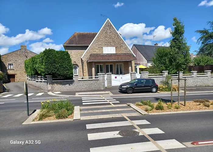 Au Bon Accueil De לינה וארוחת בוקר *